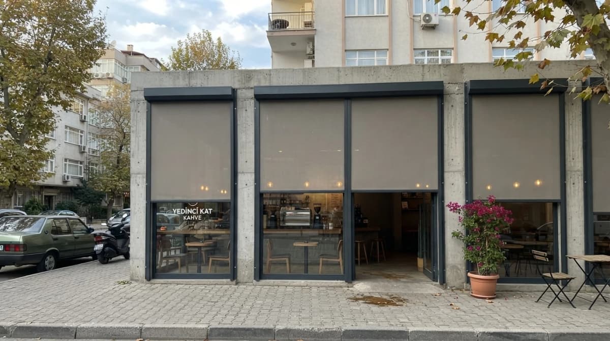 İzmir zip perde uygulamasının kapalı konumdaki görünümü
